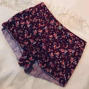 Flowery Shorts
